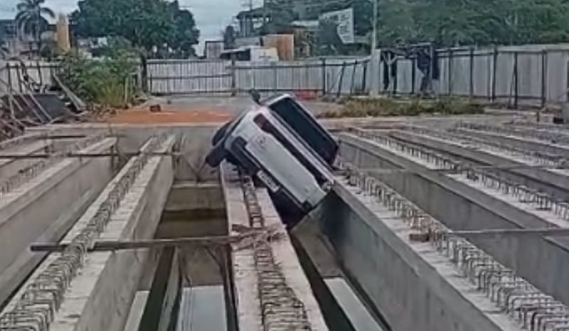 carro-invade-obra-na-autaz-mir