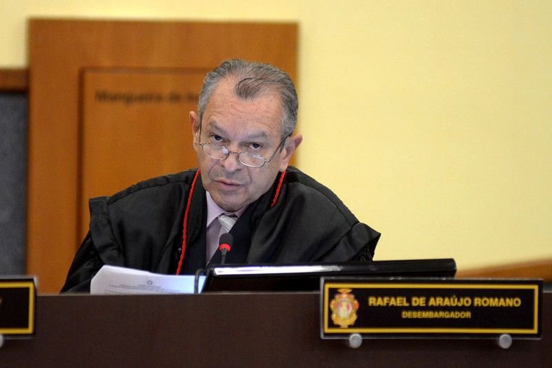 desembargador-aposentado-e-pre