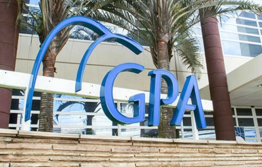 pao-de-acucar-enfrenta-crise-f