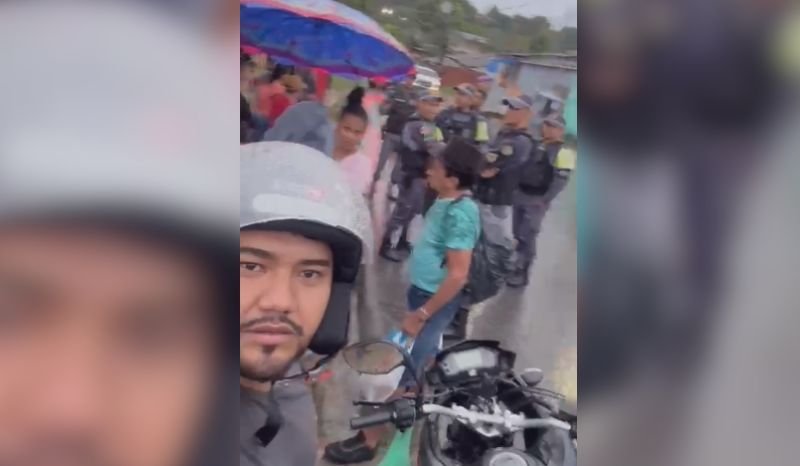 videos-moradores-protestam-con