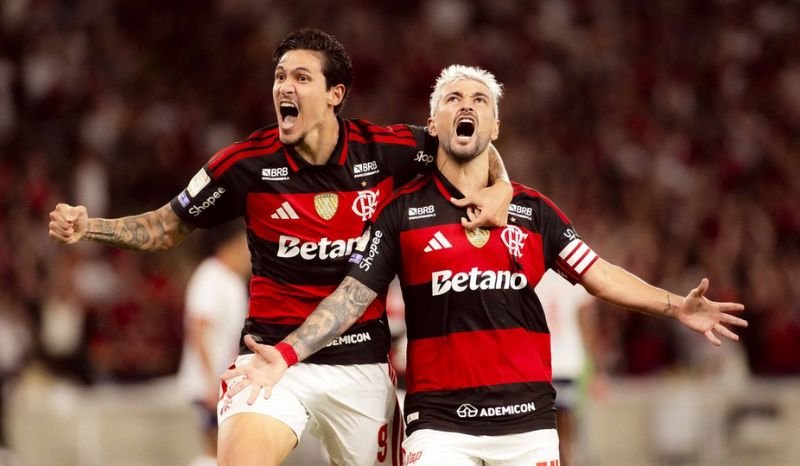 flamengo-vence-o-vitoria-por-2