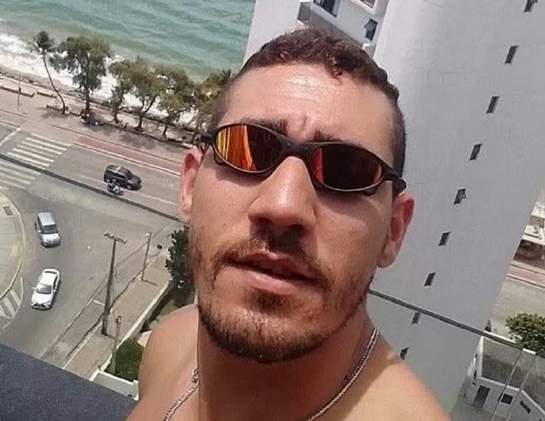 homem-e-morto-a-facadas-apos-v