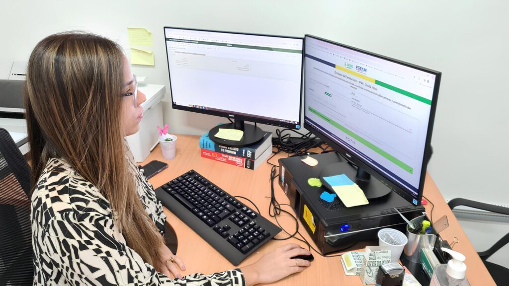 sefaz-ce-abre-concurso-com-300