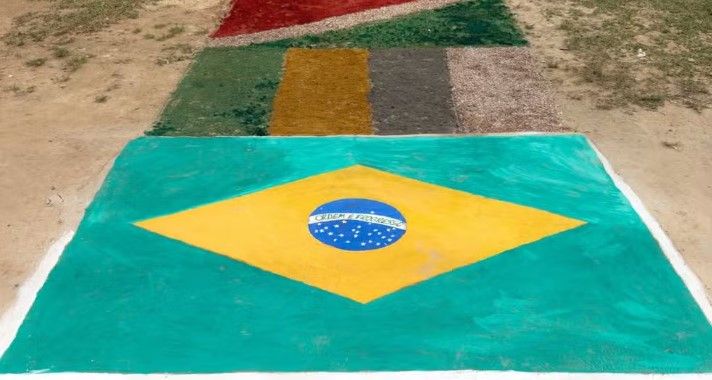 criatividade-sobre-a-lama-rua-