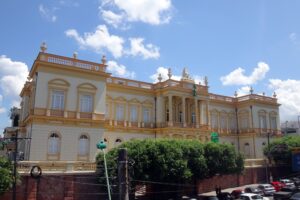 o-azteca-salva-uma-abertura-ma