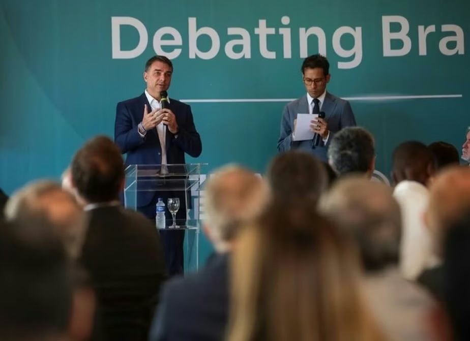 declaracoes-de-flavio-bolsonar