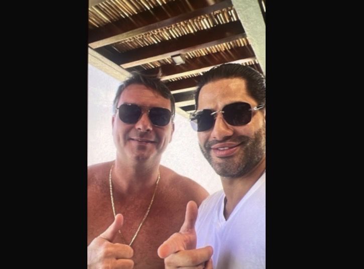 flavio-diz-que-foto-com-sicari