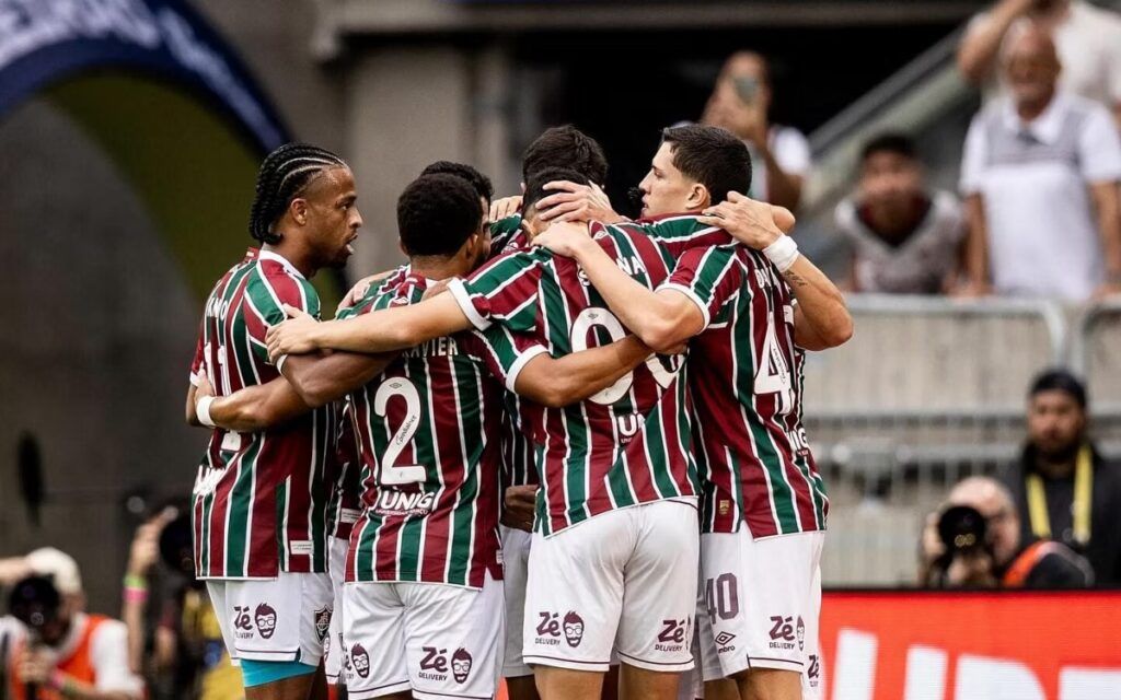 fluminense-vira-sobre-o-palmei
