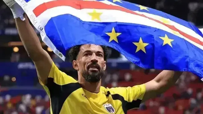 vozinha-vai-jogar-a-libertador