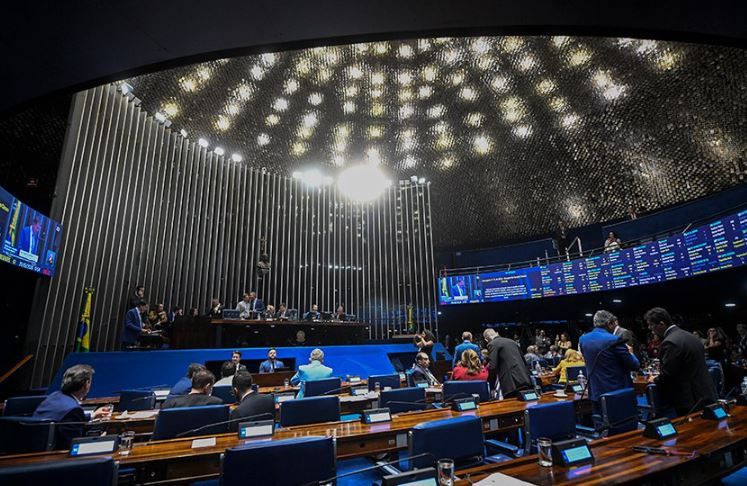 com-obstrucao-da-oposicao-no-p